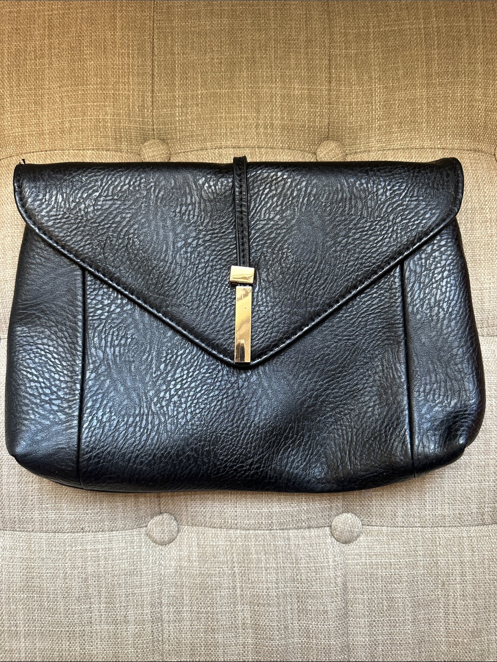 Black Pebbled Faux Leather Clutch with Gold Accent & shoulder chain